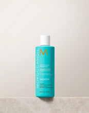 Cargar imagen en el visor de la galería, MOROCCANOIL SMOOTHING SHAMPOO 250 ML
