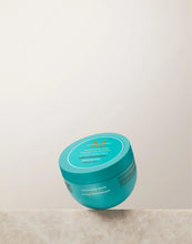 Cargar imagen en el visor de la galería, MOROCCANOIL WEIGHTLESS HYDRATING MASK 250 ML
